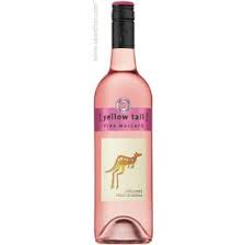 [Yellow tail] Pink Moscato